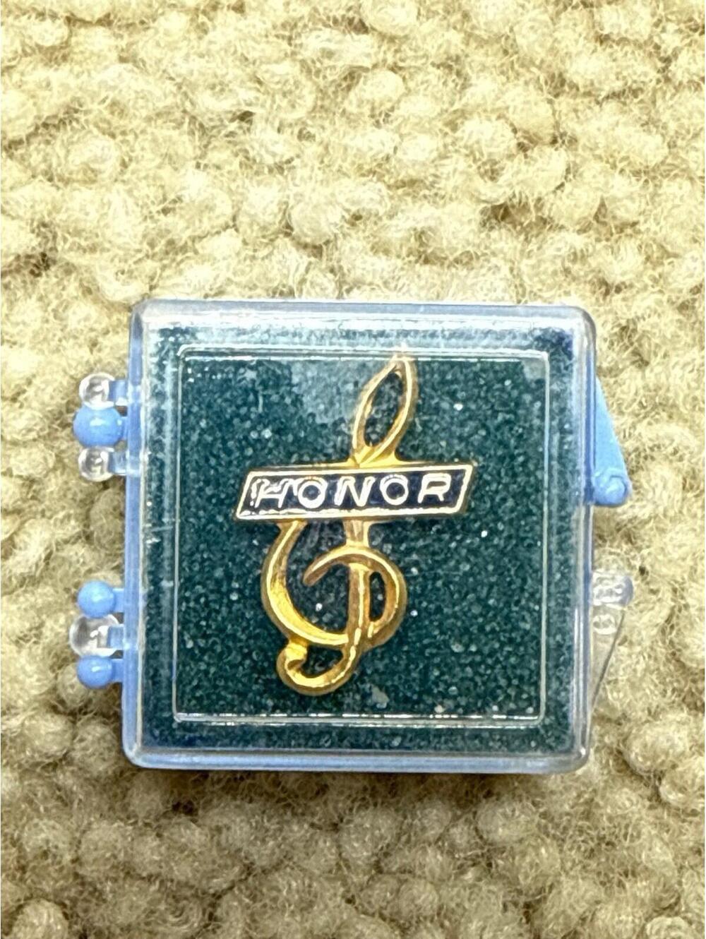 Vintage Honor Music Treble Clef Enamel Lapel Pin Choir Band Orchestra Award